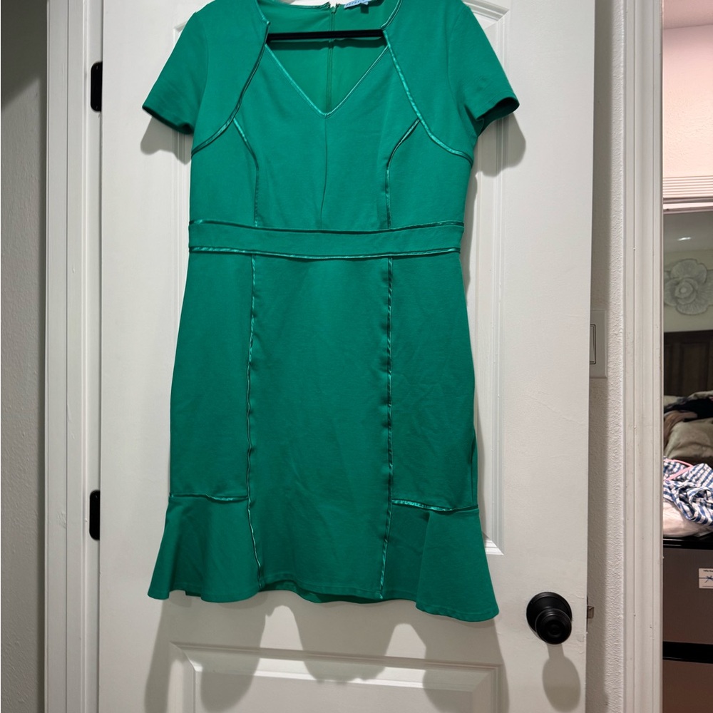 ANTONIO MELANI Green Sheath Midi Dress V-neck Short Sleeve